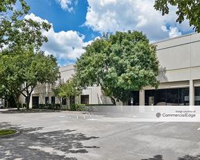 2125 Chenault Drive
