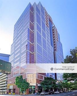 1000 Broadway
