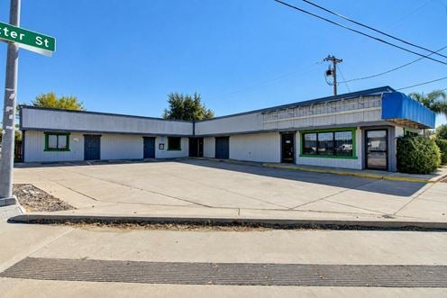 9215 E Highway 140