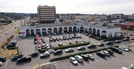 Retail space for Rent at 1919 28th Avenue South in Homewood