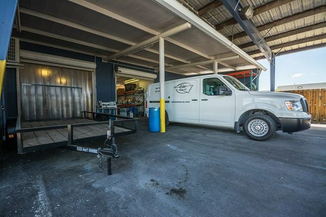 FLL Airport Flex Warehouse with Yard