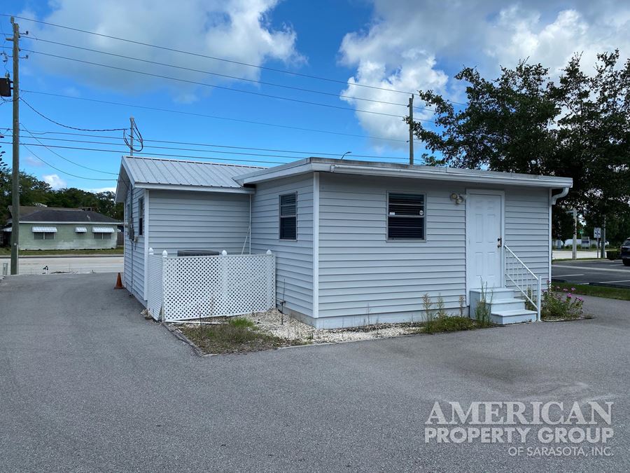 Shabby Chic Cottage Style Office Building in Englewood, Florida 649 S. Indiana Ave, Englewood