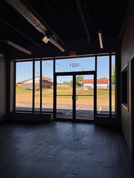 Spruce St Industrial/Retail Opportunity