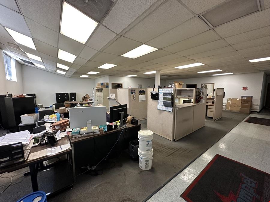 2920 Fairfax Trafficway