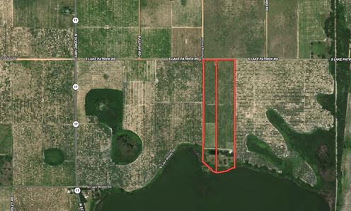 34 Acres on Lake Moody w/2400 sq ft Barndominium
