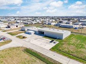 Office / Warehouse with Crane and Laydown Yard
