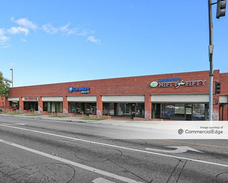 Retail space for Rent at 301 North Azusa Avenue in West Covina