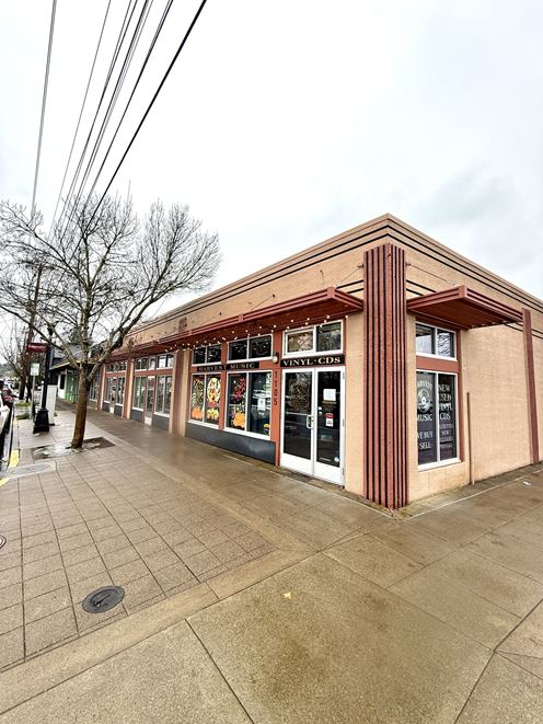 1109 Edgewater