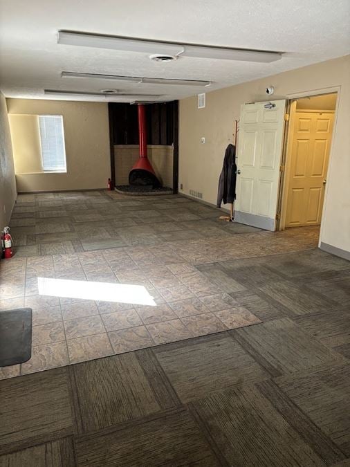 215 S Pecos