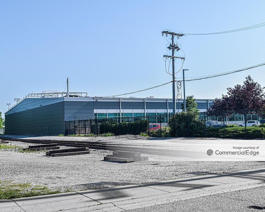 BP Burton Center 1701 121st Street Office Building