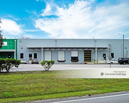 Photo of commercial space at 2231 West County Road 44 in Eustis