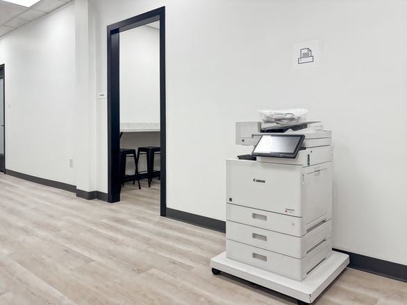 Regus - New York - W 125th St