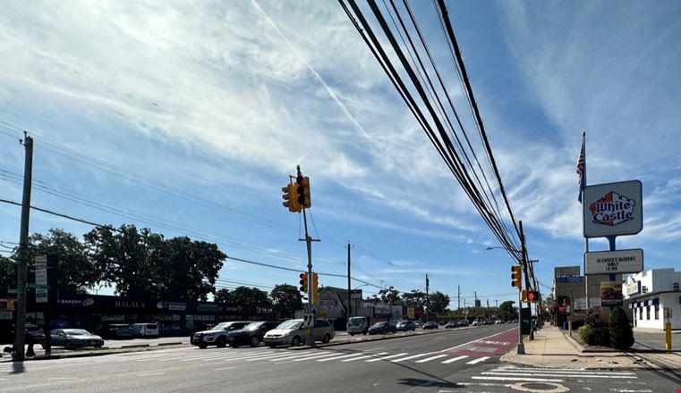 2236 Hylan Blvd