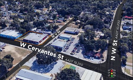 2725 W Cervantes - Pensacola
