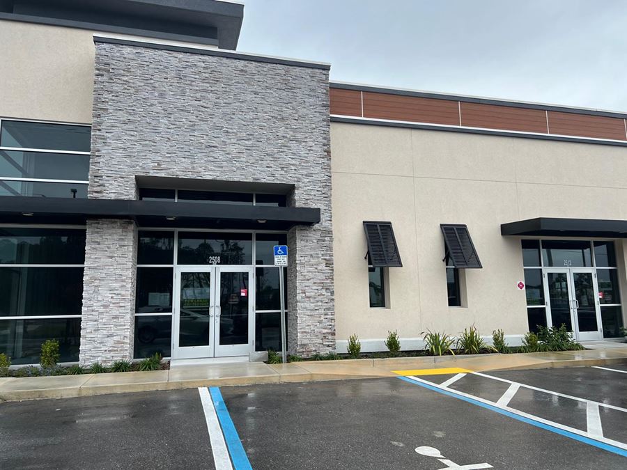 Berry Plaza US Highway 27 Davenport, Fl 33897