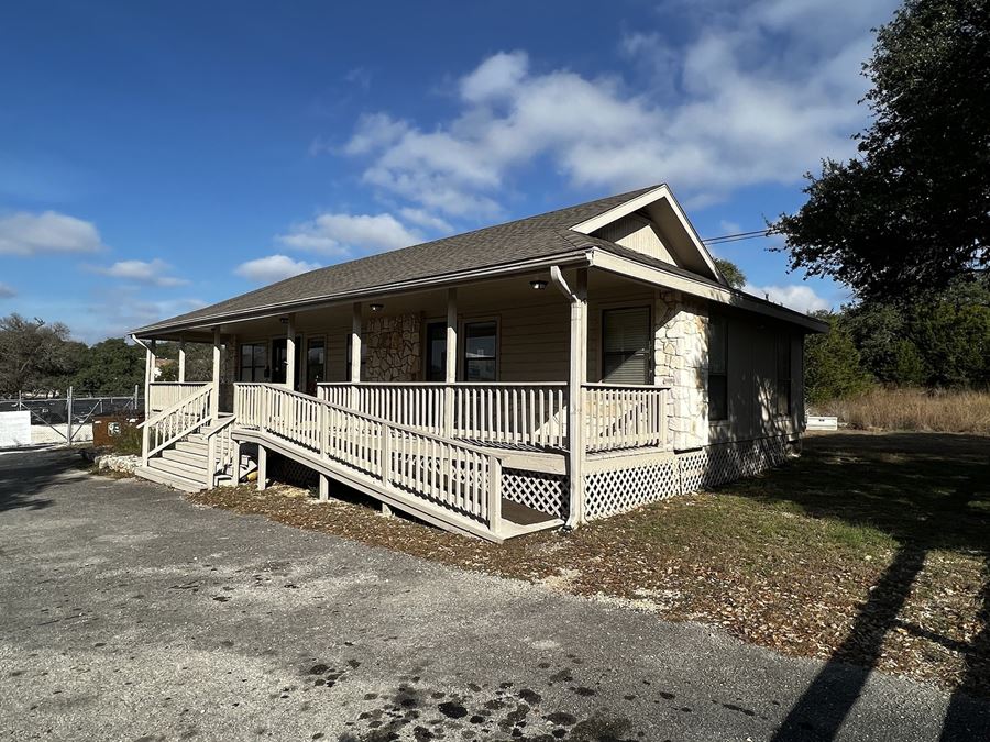 Commercial Building Well-Suited for Retail and/or Office Use