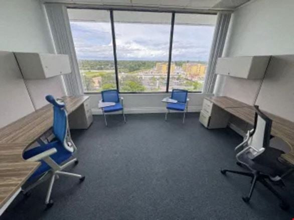 2692 SF Suite 600 Professional and Medical Office Space