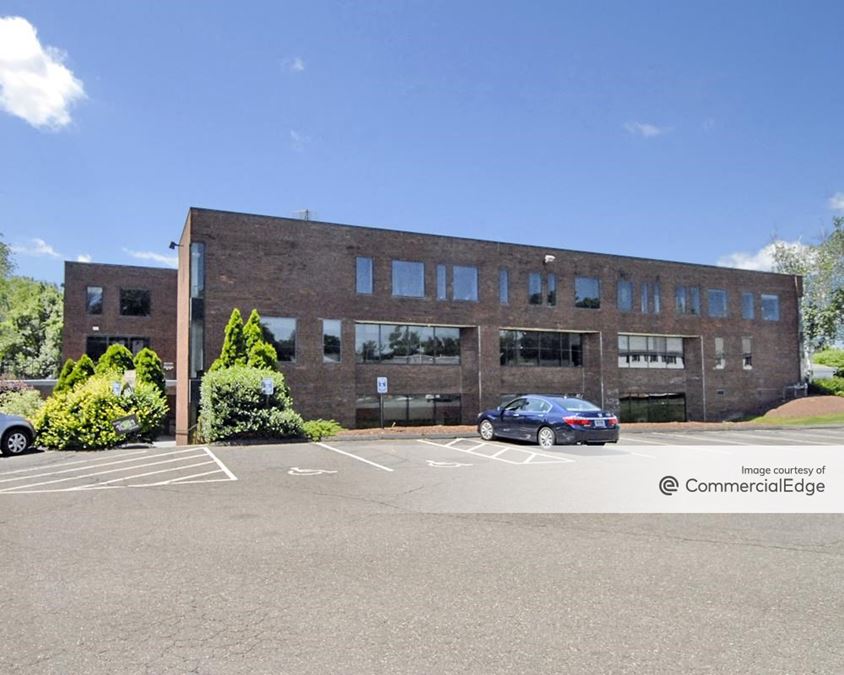 131 New London Turnpike, Glastonbury, CT 06033 | CommercialCafe.com