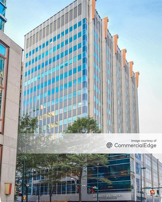 200 South Tryon