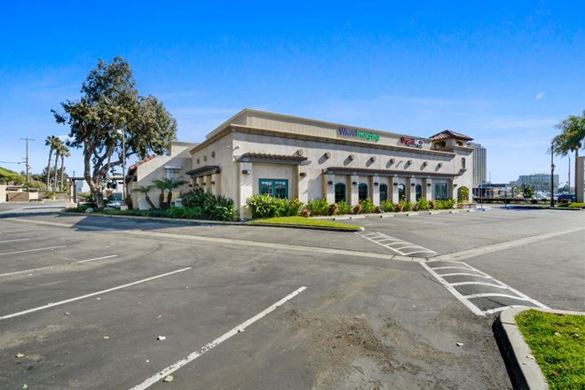 Mariner's Mile Medical Plaza