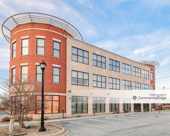 Northbrook Suites - 1363 Shermer Road