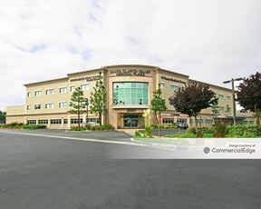 Santa Clarita Valley Medical Plaza