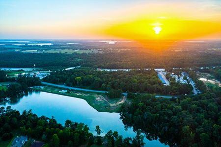 Commercial space for Sale at I-45 &amp; Calvary in Willis