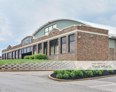 Photo of commercial space at 7910 Manchester Road in St. Louis