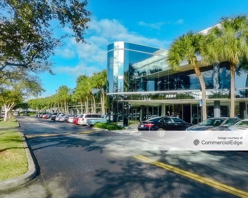 Lakeshore Business Center - III