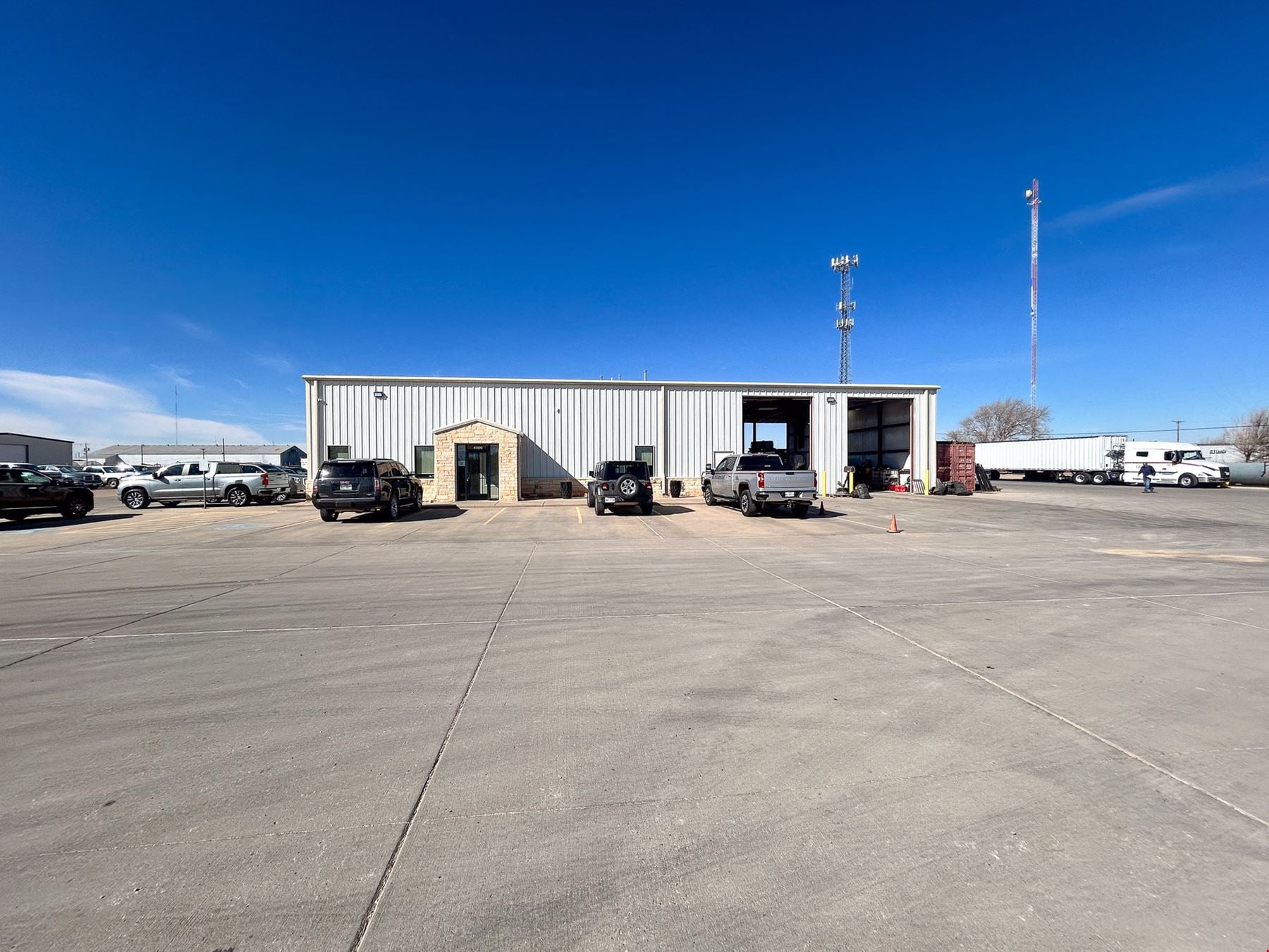 Turnkey Shop, Office & 3.28 AC Yard
