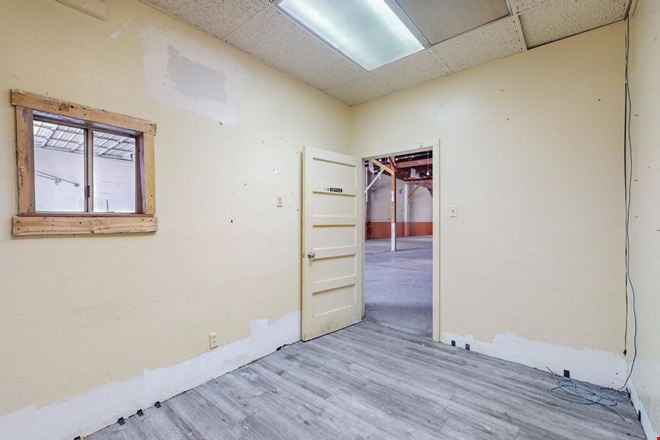 1823 Commercial St NE Suite A