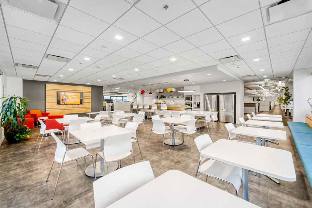 4910 Airport Plaza Dr, Long Beach, CA 90815