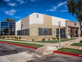 4050 E Cotton Center Blvd