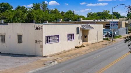 Flex Space space for Rent at 3605 mccart Ave in Fort Worth
