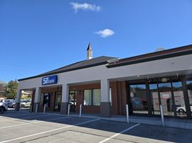 Holiday Park Shopping Center