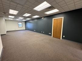 4 Yount Dr, Suite 2