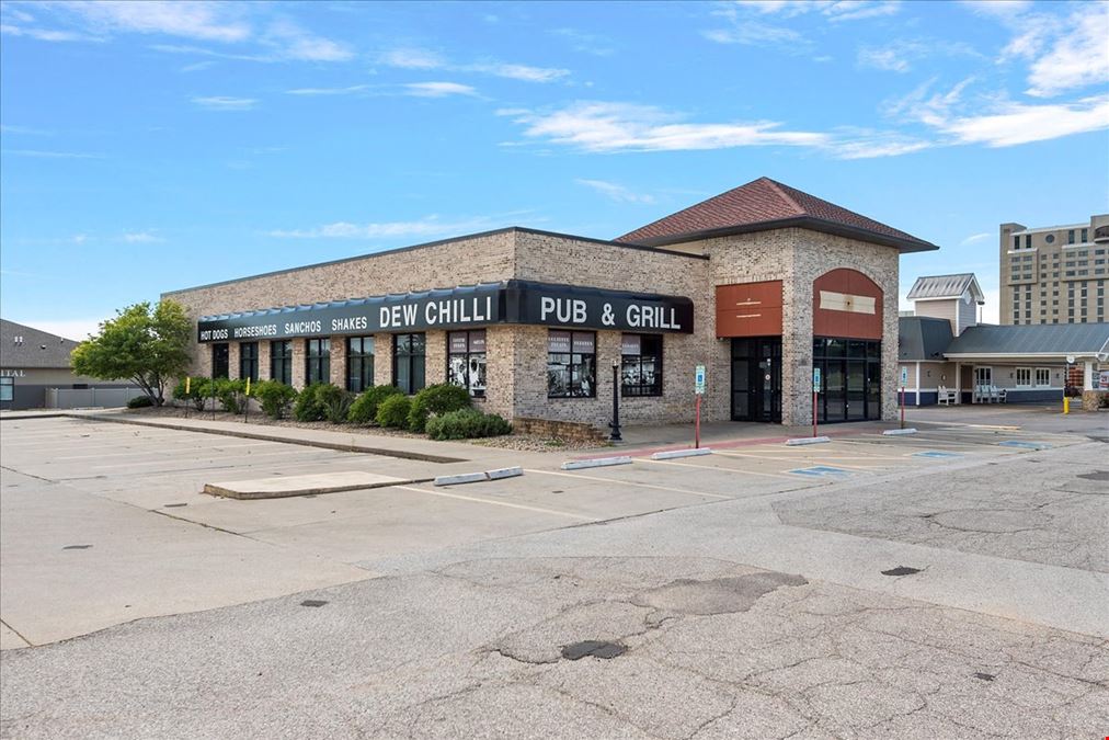 SECOND GENERATION RESTAURANT BUILDING NEAR INTERSTATE 55 & 72 FOR SALE OR LEASE