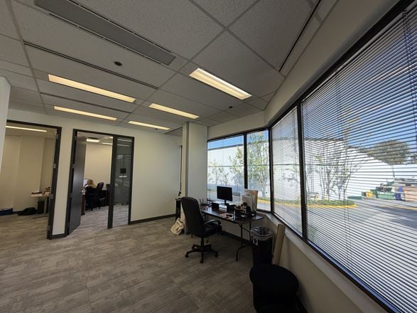 4595 Canada Way | Canada Way Business Park