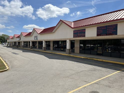 Elwood Plaza