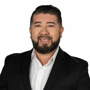 Oscar M Melara