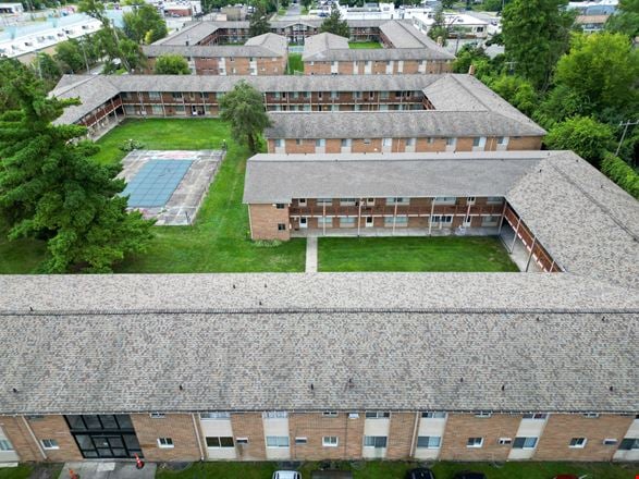 Country House Apartments