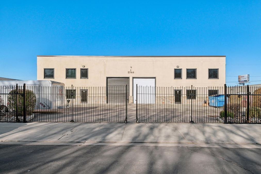 4300 SF Warehouse with Office