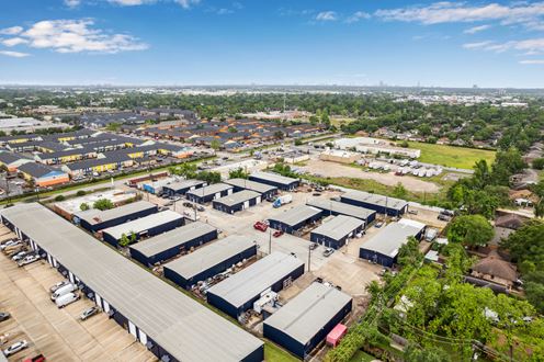 Hollister Business Park