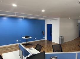 Retail space for lease in Upper East Side -