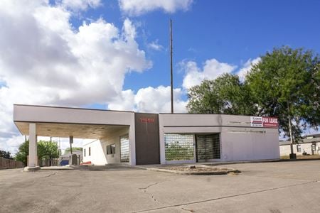 Office space for Rent at 11559 Leopard St in Corpus Christi