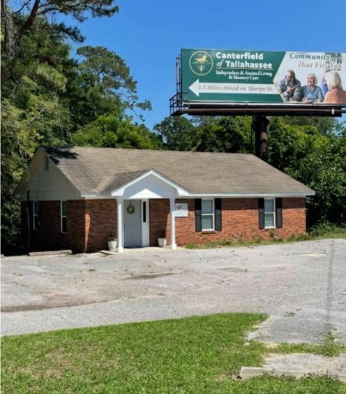 Highly Visible Free-Standing Commercial Bldg on N Monroe St