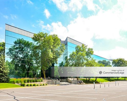 Quadrant Office Building