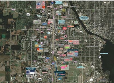 Oshkosh Retail Center