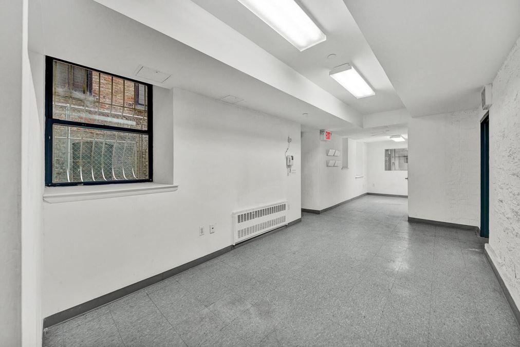 218 W 113th St