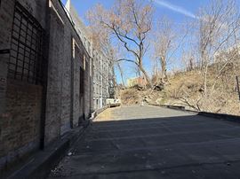 11 Palisade Ave